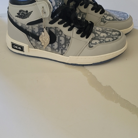 Customized Air Dior's - Picture 4 of 5